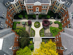 South Shaker Apartments in Shaker Heights, OH - Building Photo - Building Photo