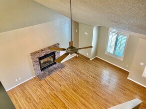 9538 N Barton Ave in Fresno, CA - Building Photo - Building Photo
