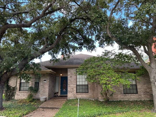 property at 7421 Lake Neuchatel Dr