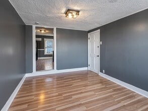 52 Moran St in Gardner, MA - Building Photo - Building Photo