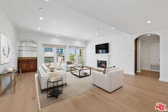 1821 Fairburn Ave in Los Angeles, CA - Building Photo - Building Photo