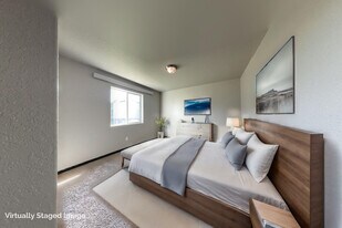 Champion Villas in Rapid City, SD - Building Photo