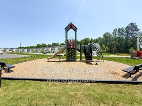 407 Thompson Overlook Wy in Smithfield, NC - Building Photo - Building Photo