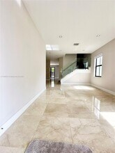 8755 NW 116th Ct in Doral, FL - Building Photo - Building Photo