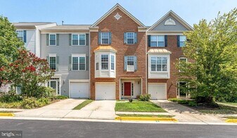 2511 James Maury Dr in Herndon, VA - Building Photo