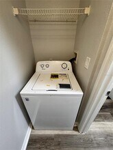 5518 Metrowest Blvd-Unit -11-103 in Orlando, FL - Foto de edificio - Building Photo