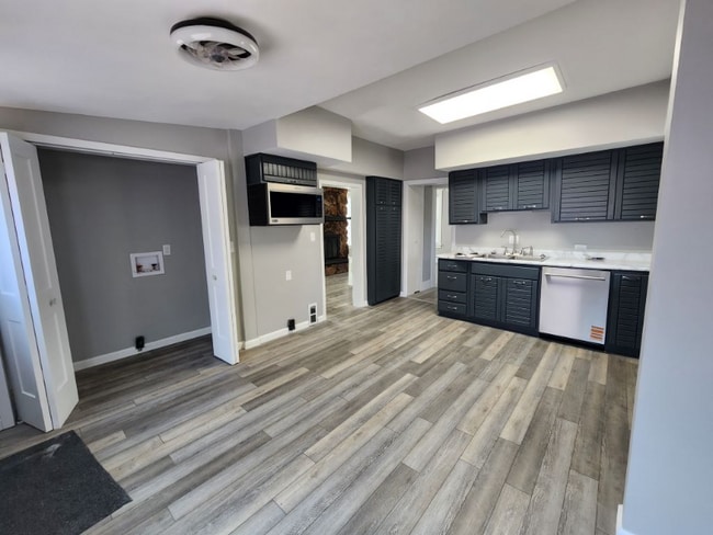 432 48th St in Moline, IL - Foto de edificio - Building Photo