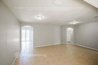 9741 SW 161st Pl in Miami, FL - Foto de edificio - Building Photo
