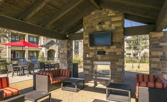 2526 Business Center Dr