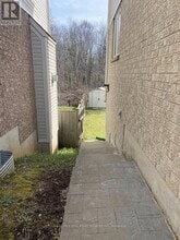 12 Jenner Ct in Cambridge, ON - Building Photo - Building Photo