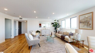 1143 Glenville Dr in Los Angeles, CA - Building Photo - Building Photo