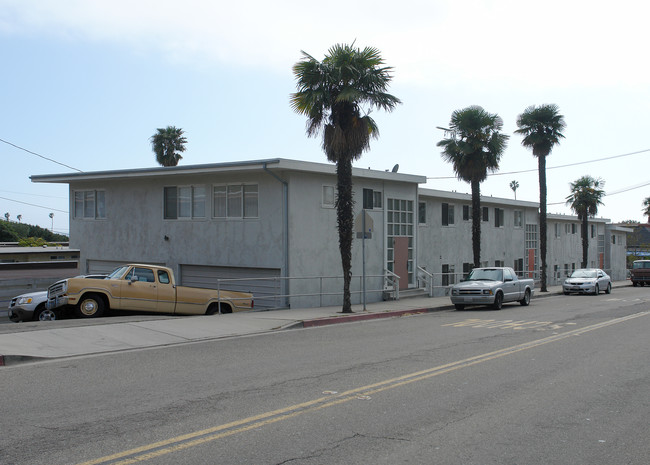 Gaassle Terrace in Ventura, CA - Building Photo - Building Photo