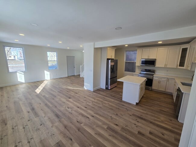 762 E Station St in Kankakee, IL - Building Photo - Building Photo