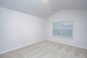 308 Sea Isle Pl in Greer, SC - Building Photo - Building Photo