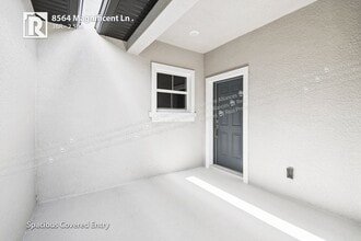 8564 Magnificent Ln in Groveland, FL - Building Photo - Building Photo