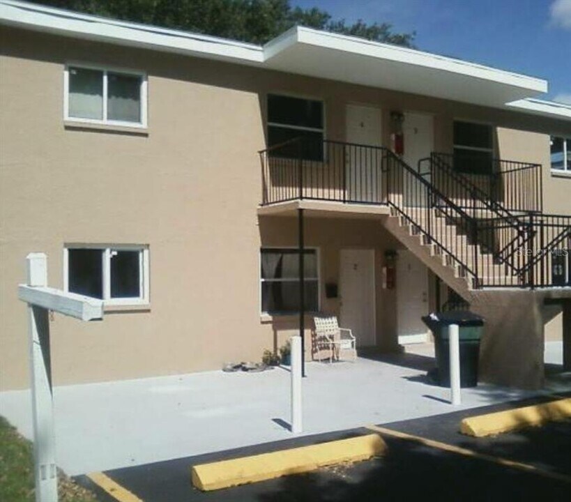 1771 Russell St S-Unit -4 in St. Petersburg, FL - Building Photo