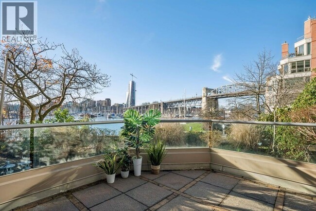 property at 1600 Hornby St