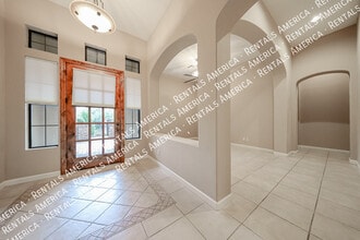 7931 E Stonecliff Cir in Mesa, AZ - Building Photo - Building Photo