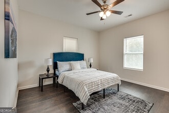 996 Fair St SW in Atlanta, GA - Building Photo - Building Photo