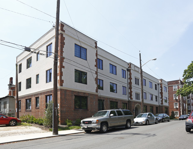 Westover Apartments in Knoxville, TN - Foto de edificio - Building Photo