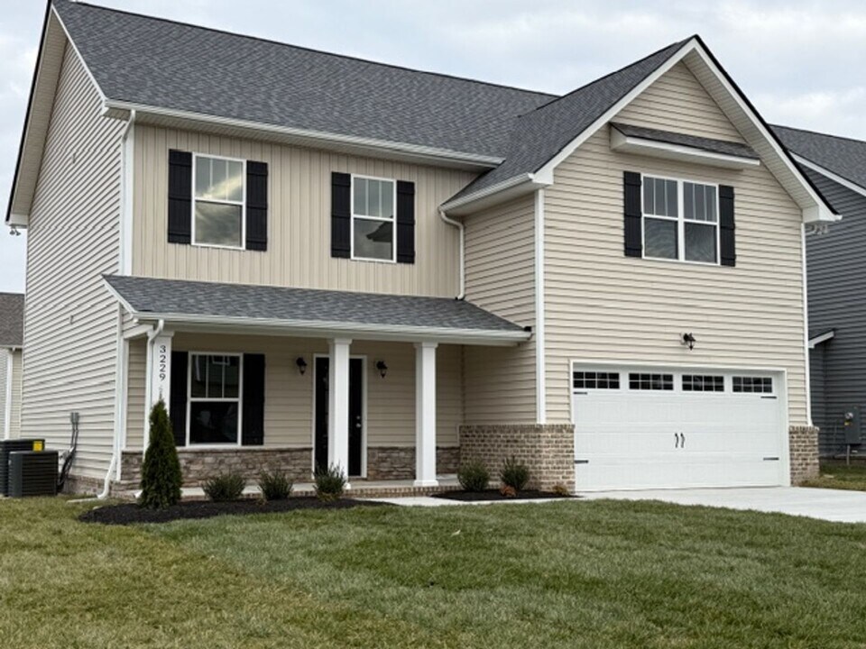 3229 Song Sparrow Dr in Maryville, TN - Building Photo
