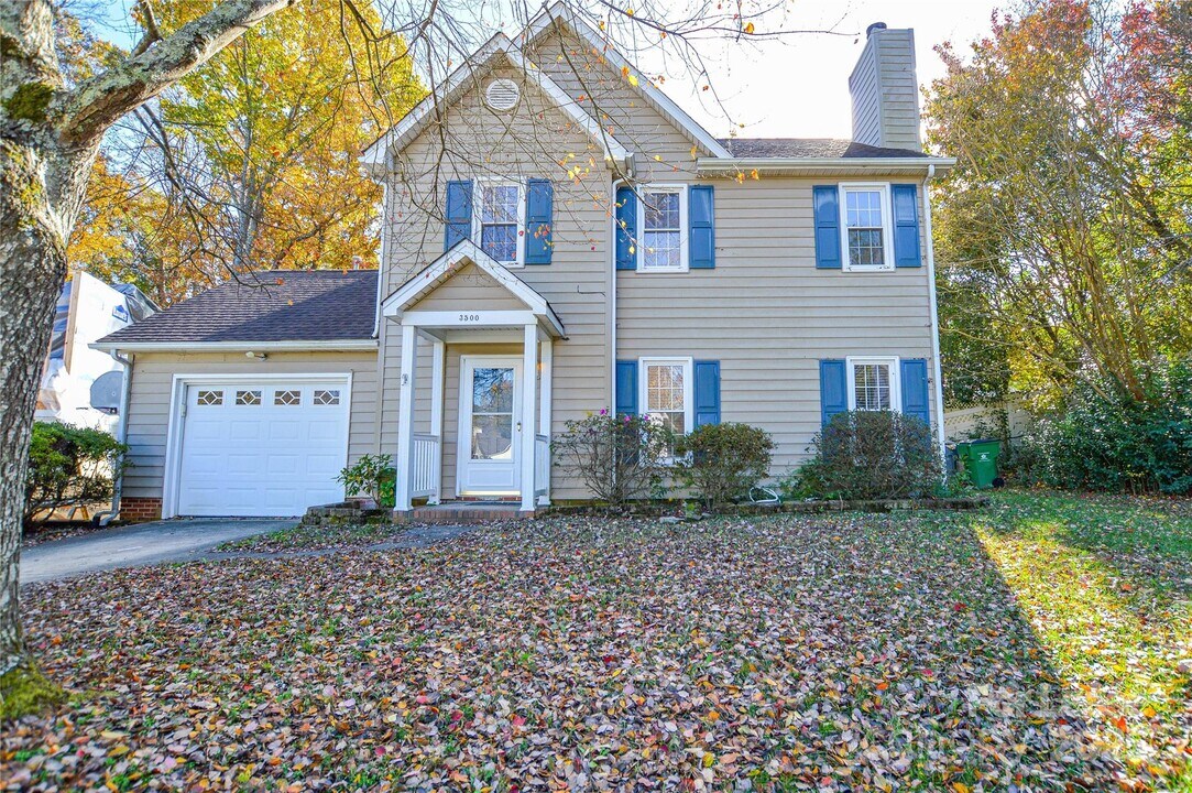 3500 Rosedown Dr in Matthews, NC - Building Photo