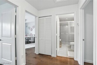 26548 Bonita Fairways Blvd in Bonita Springs, FL - Foto de edificio - Building Photo