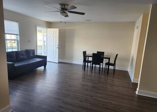 128 Ronald Pride Blvd, Unit B in Fort Valley, GA - Building Photo - Building Photo