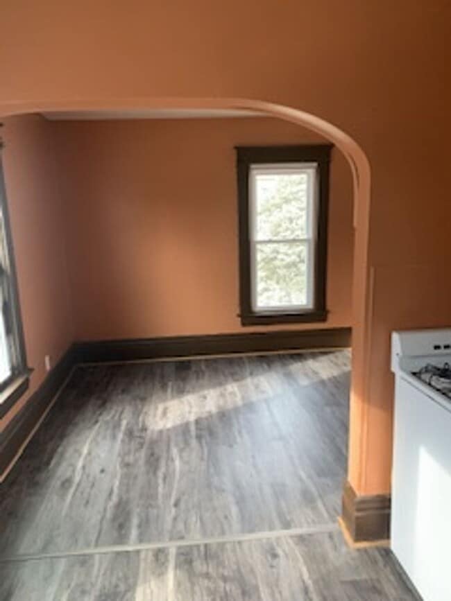 property at 43 1/2 Mulberry St