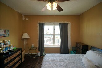 1014 Normandy Trace Rd in Tampa, FL - Building Photo - Building Photo