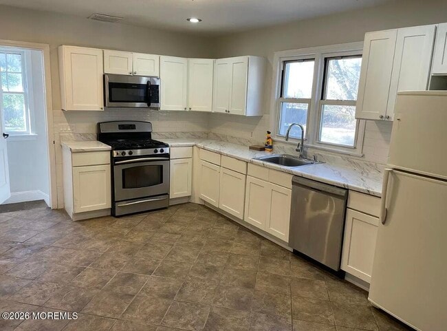 721 Hyson Rd in Jackson Township, NJ - Building Photo - Building Photo