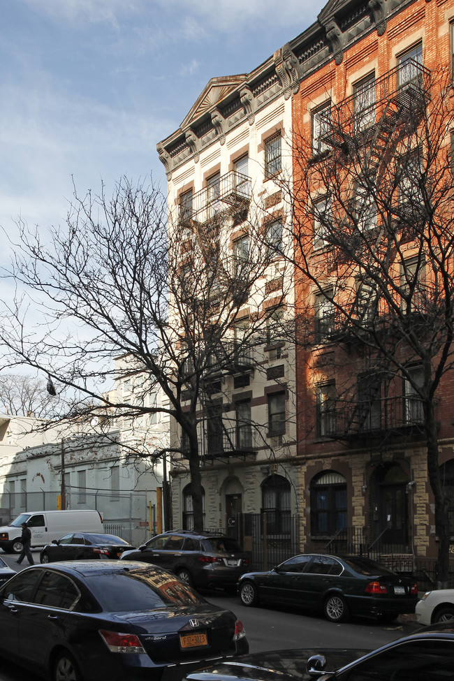 109  West 105th Street in New York, NY - Foto de edificio - Building Photo