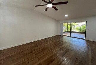 4118 Fishermans Landing in Winter Haven, FL - Building Photo - Building Photo
