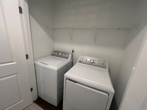 1510 Crescent Townes Wy in Raleigh, NC - Building Photo - Building Photo