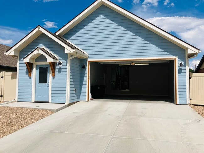 217 S Mulberry St in Fruita, CO - Building Photo - Building Photo