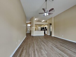 828 Rocky Mountain Ct in Valrico, FL - Building Photo - Building Photo