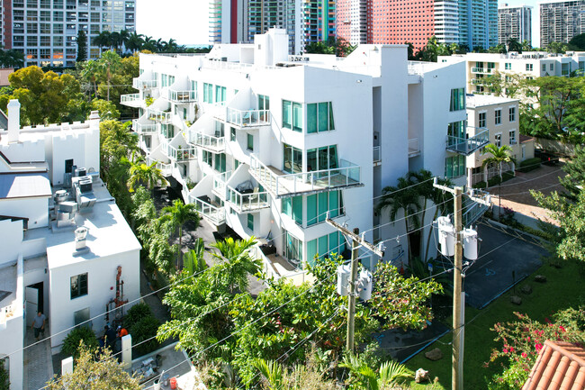 Lofts on Brickell I in Miami, FL - Building Photo - Building Photo