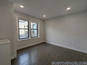 11 Peterborough St in Boston, MA - Building Photo - Building Photo