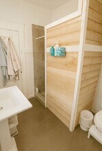 1128 Peach St in San Luis Obispo, CA - Foto de edificio - Building Photo