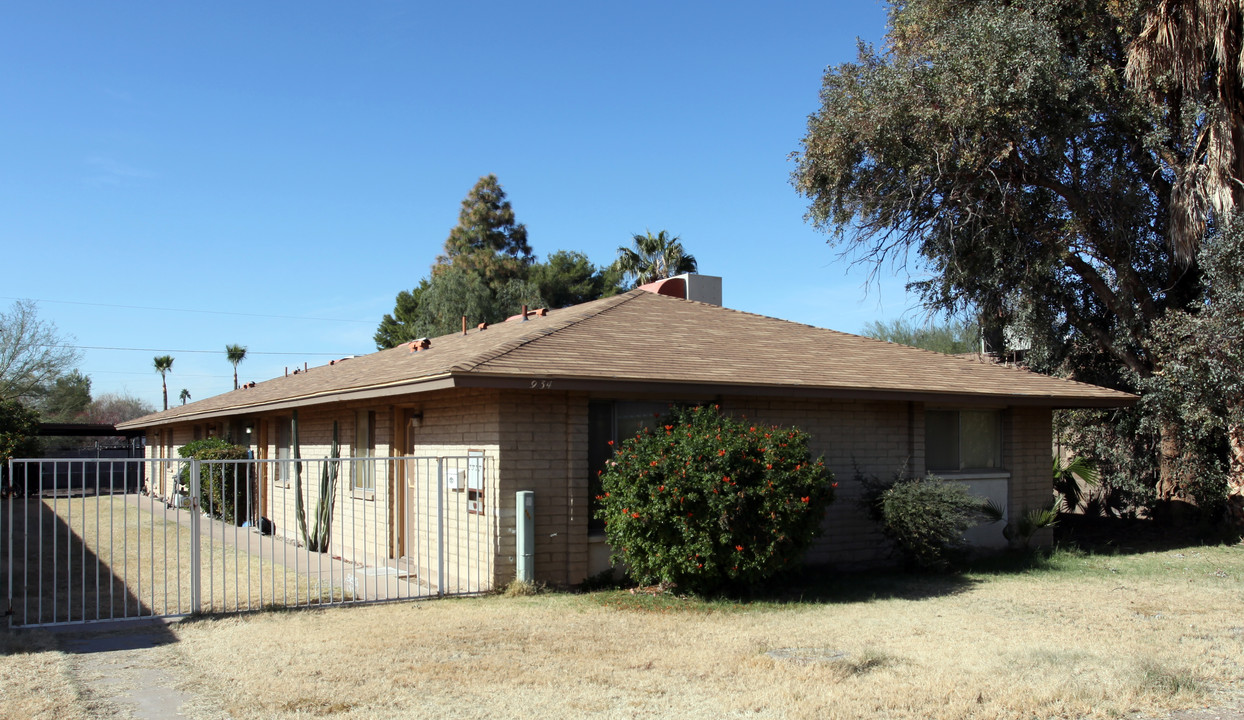 930-934 N Hayden Rd in Scottsdale, AZ - Building Photo