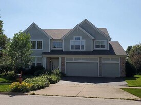 2311 Hazeltime Dr in Vernon Hills, IL - Building Photo