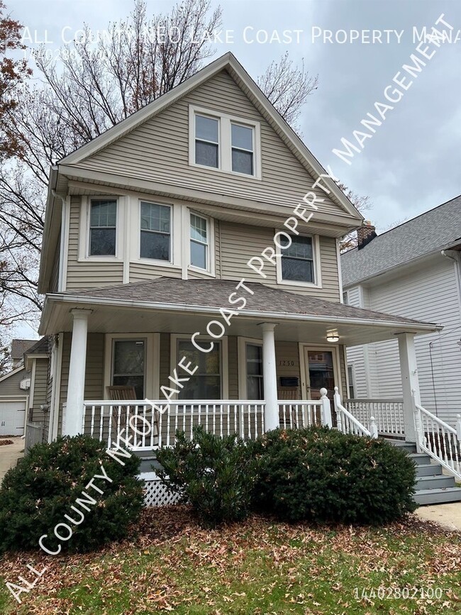 property at 1250 Lakeland Ave