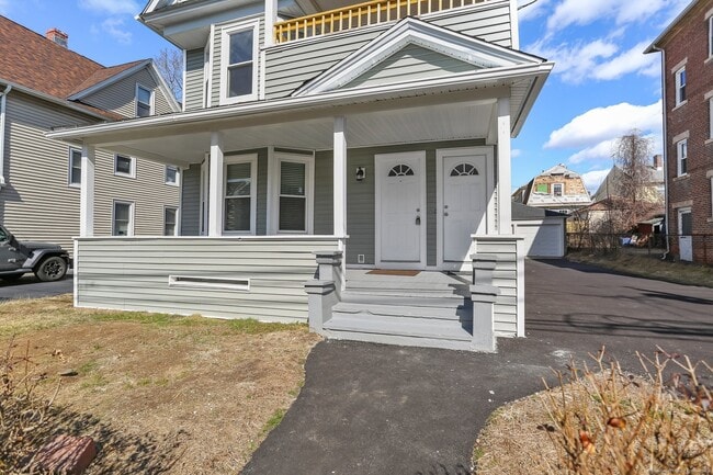92-94-94 Alfred St in Bridgeport, CT - Building Photo - Building Photo