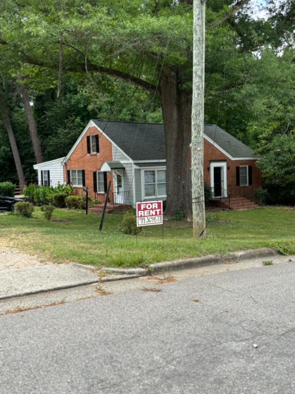 property at 1003 Marilyn Dr
