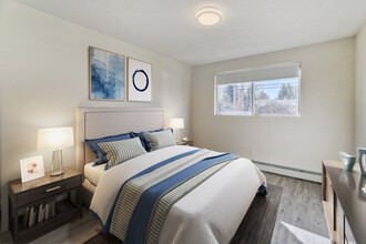 Glamorgan Manor in Calgary, AB - Building Photo - Building Photo