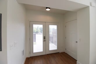 54 West Ave in Fairport, NY - Building Photo - Building Photo