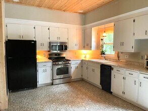 320 N Poplar St in Aberdeen, NC - Building Photo - Building Photo