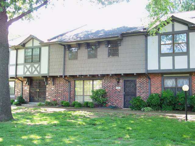 property at 4786 Rustling Oaks Dr