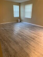 6572 W Sample Rd in Coral Springs, FL - Building Photo - Building Photo