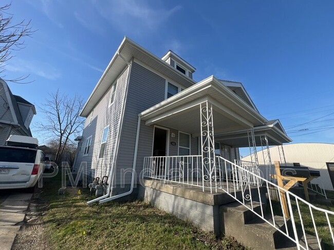 property at 1823 Grand Ave